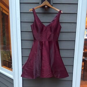 Xscape Elegant Burgundy Sleeveless Dress size 8 NWOT. Never worn. dark red